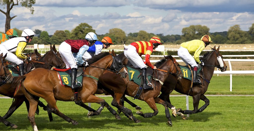 Horse racing by Helicopter