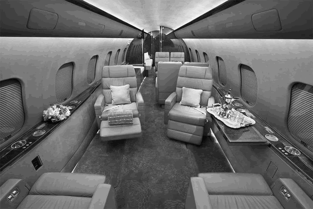 Global 5000 interior